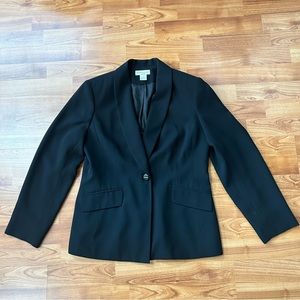3/$20 Worthington black blazer jacket